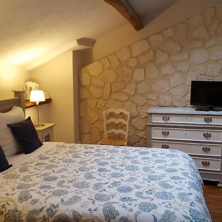 Les Tilleuls Bed and Breakfast Saint-Pé-Delbosc Buitenkant foto