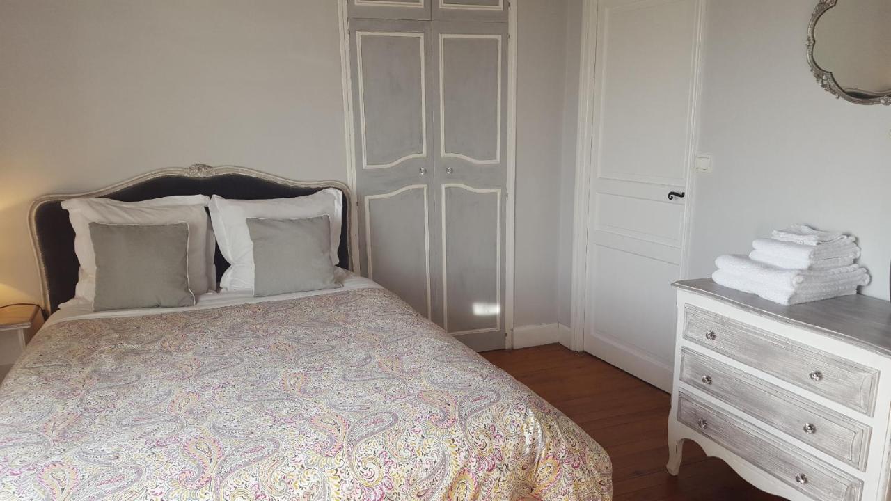 Les Tilleuls Bed and Breakfast Saint-Pé-Delbosc Buitenkant foto